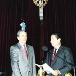 Prestando-juramento-como-Presidente-Provisional-del-Senado-1990